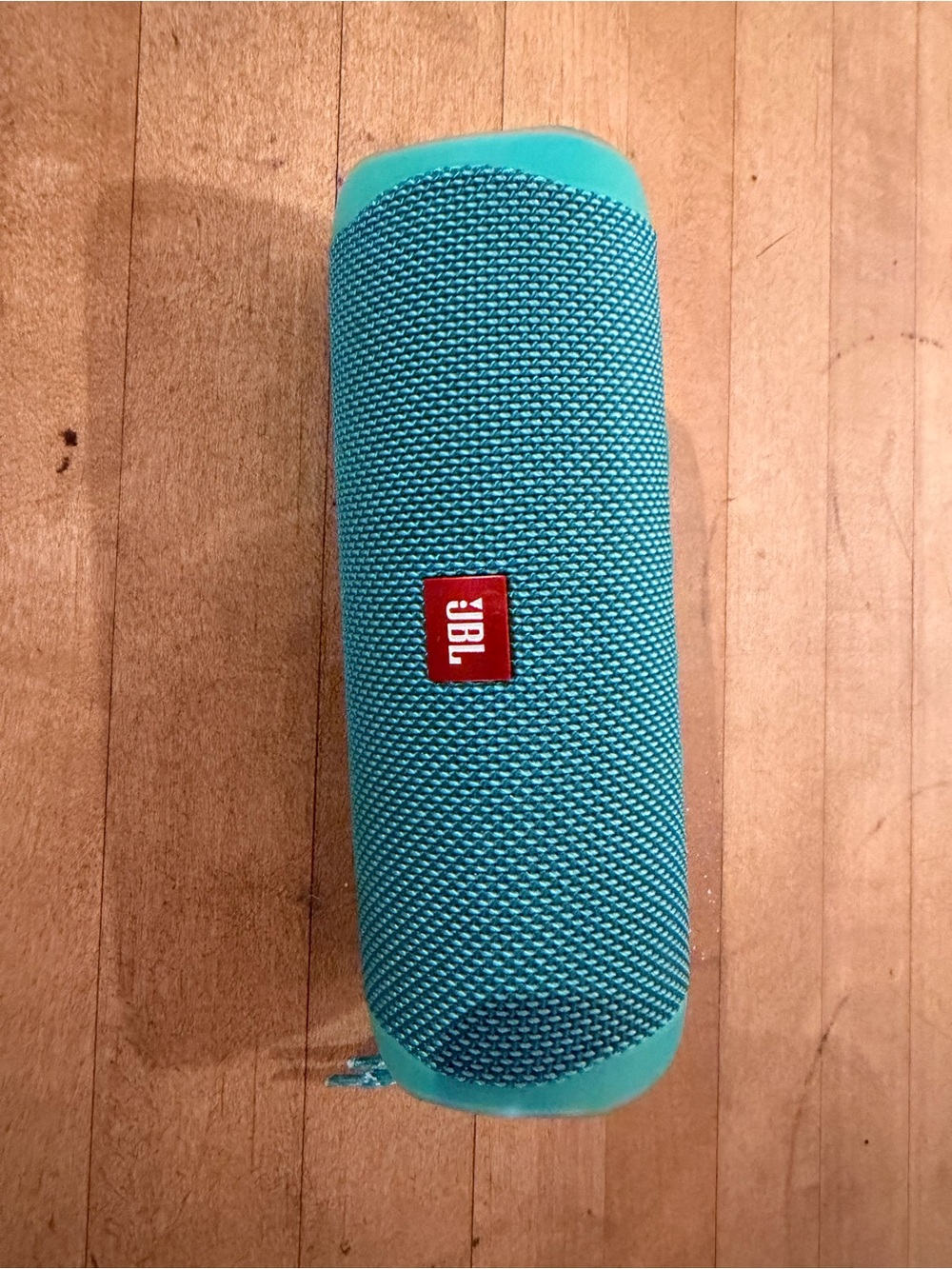 JBL Flip 5 Portable Bluetooth Speaker - Teal - great condition - no cord include